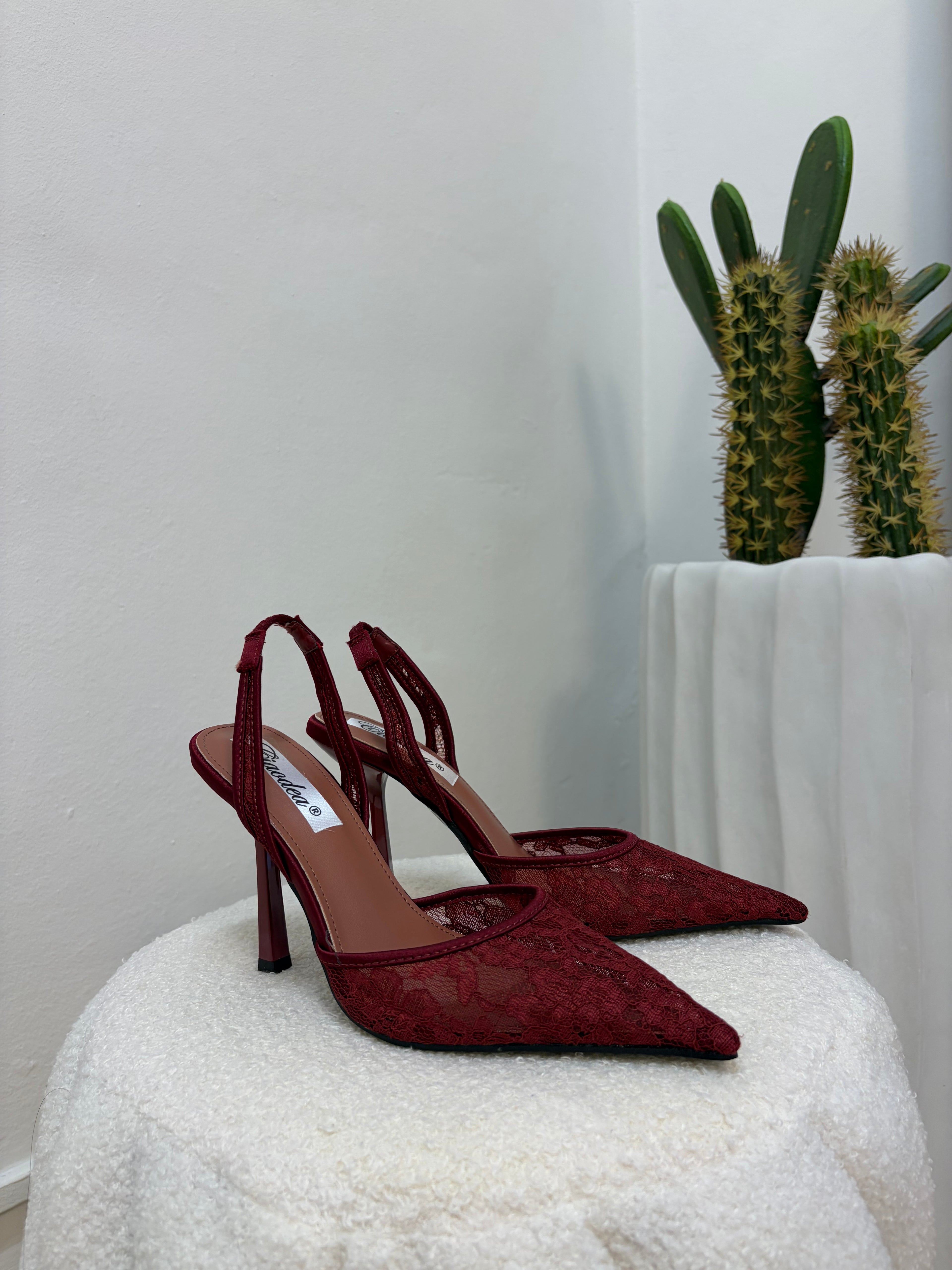 Slingback Red wine