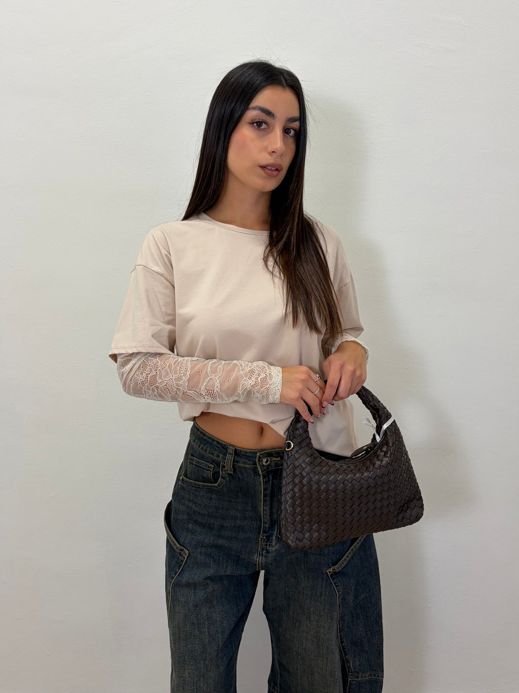 T-shirt maniche in pizzo