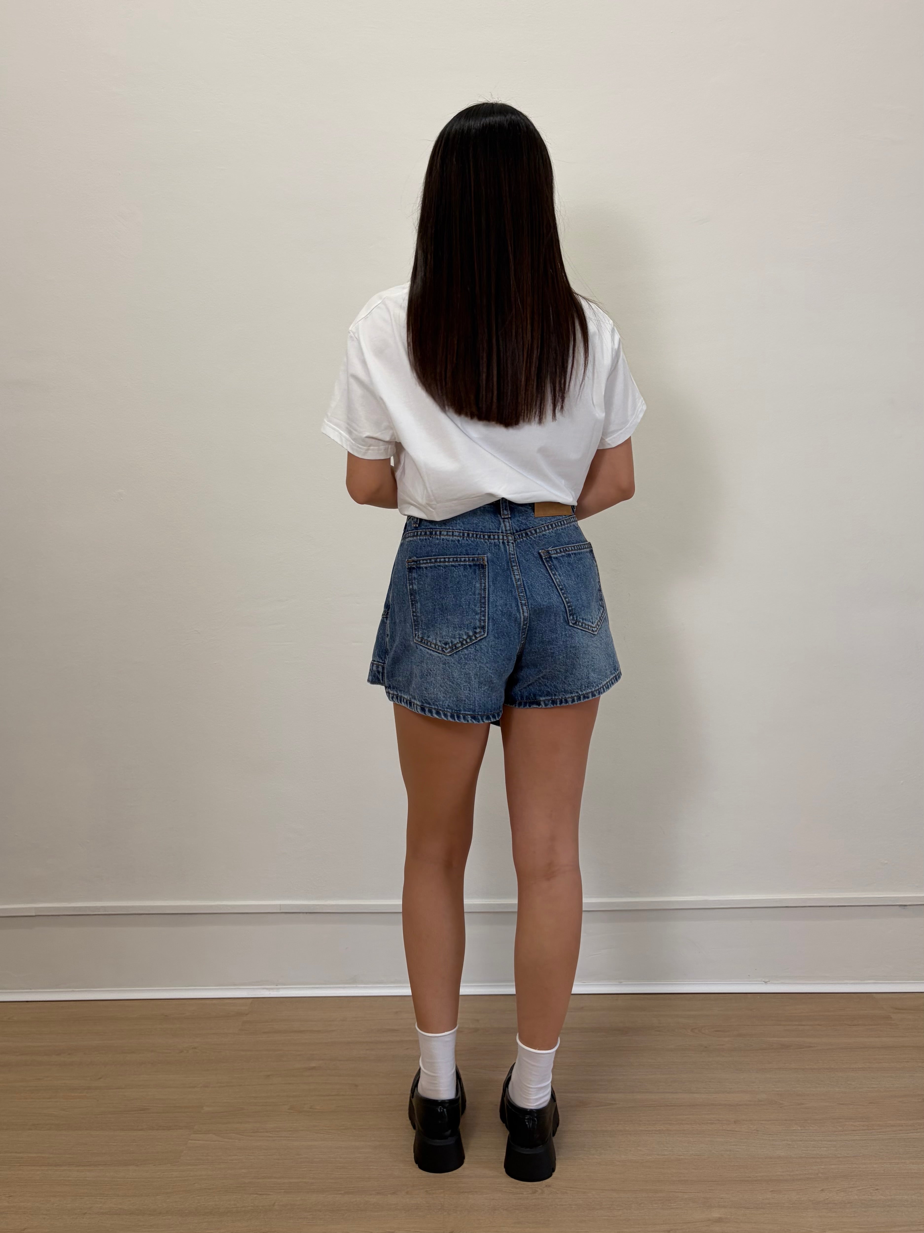Shorts reverse