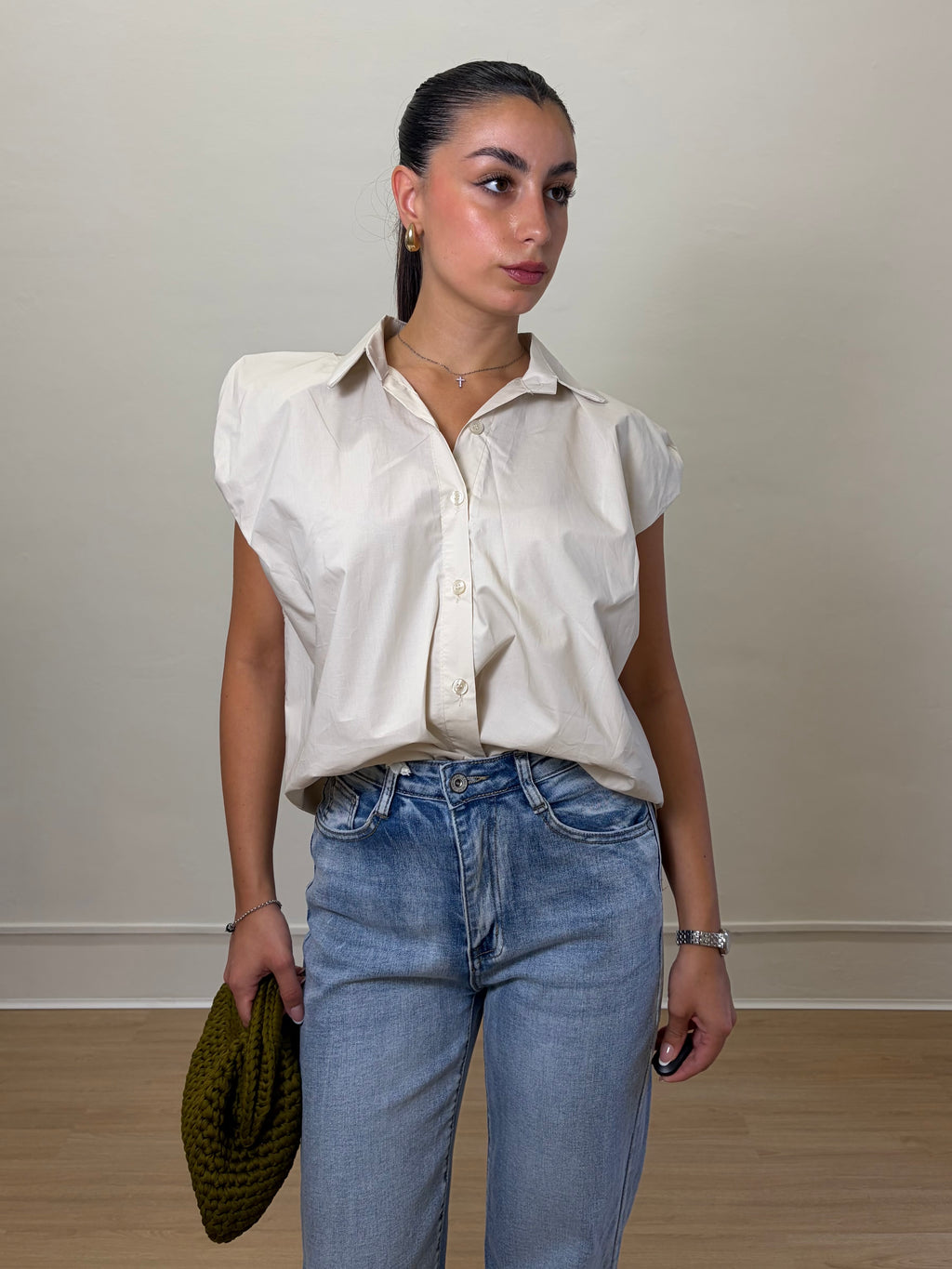 Camicia smanicata