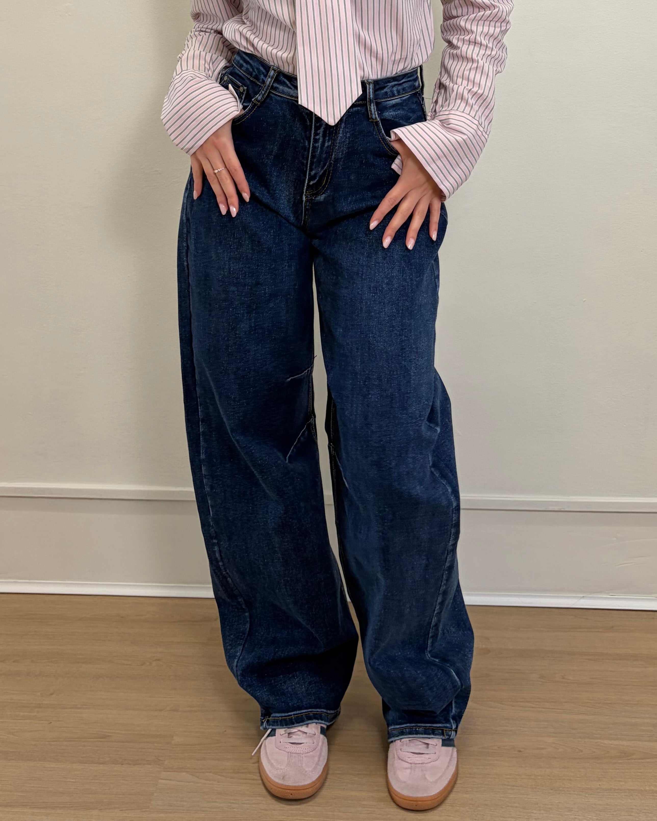 Jeans blue balloon