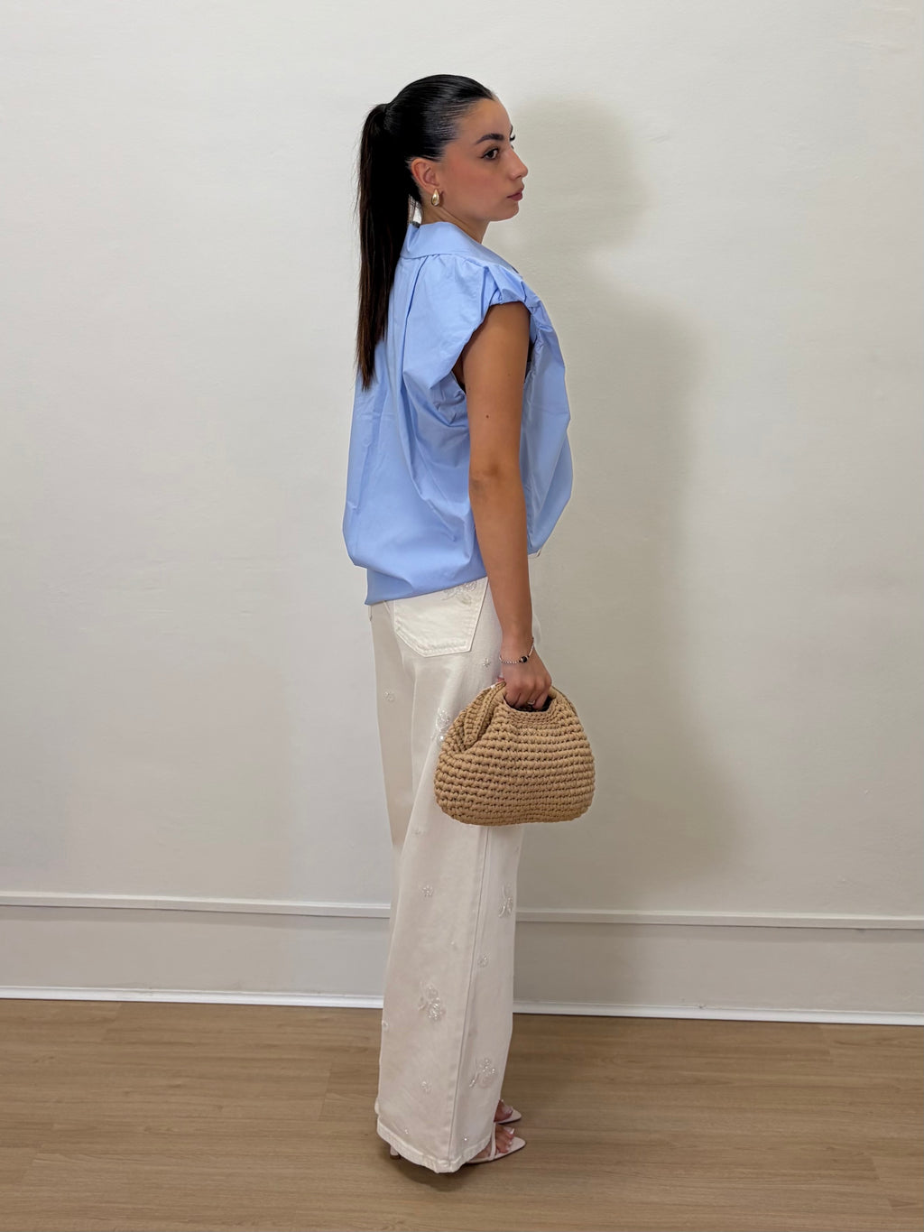 Camicia smanicata